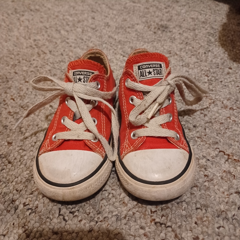 Red converse
